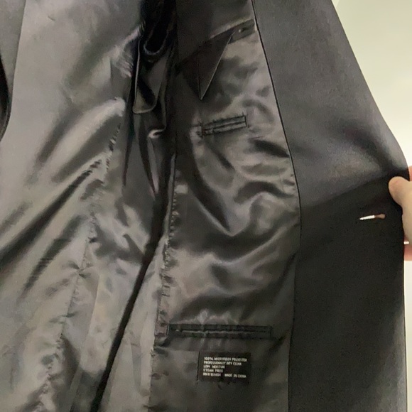 Men’s black Vincenzo suit coat 36L - Picture 4 of 9